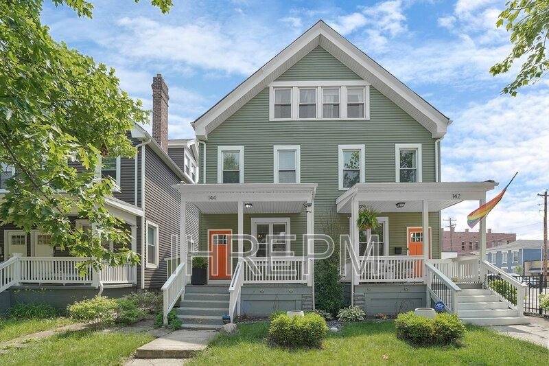 Apartment for rent at 144 N Monroe Ave #1, Columbus, OH 43203