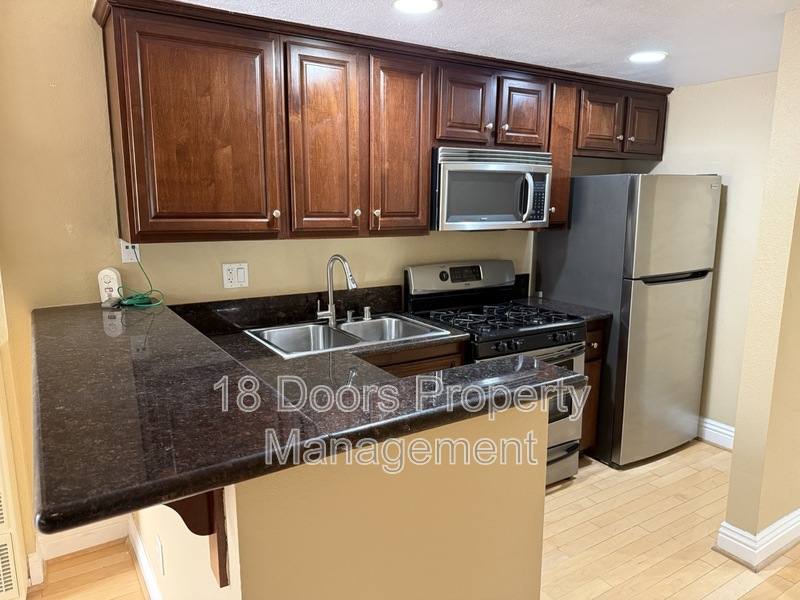 Apartment for rent at 3927 Nobel Dr #71, San Diego, CA 92122