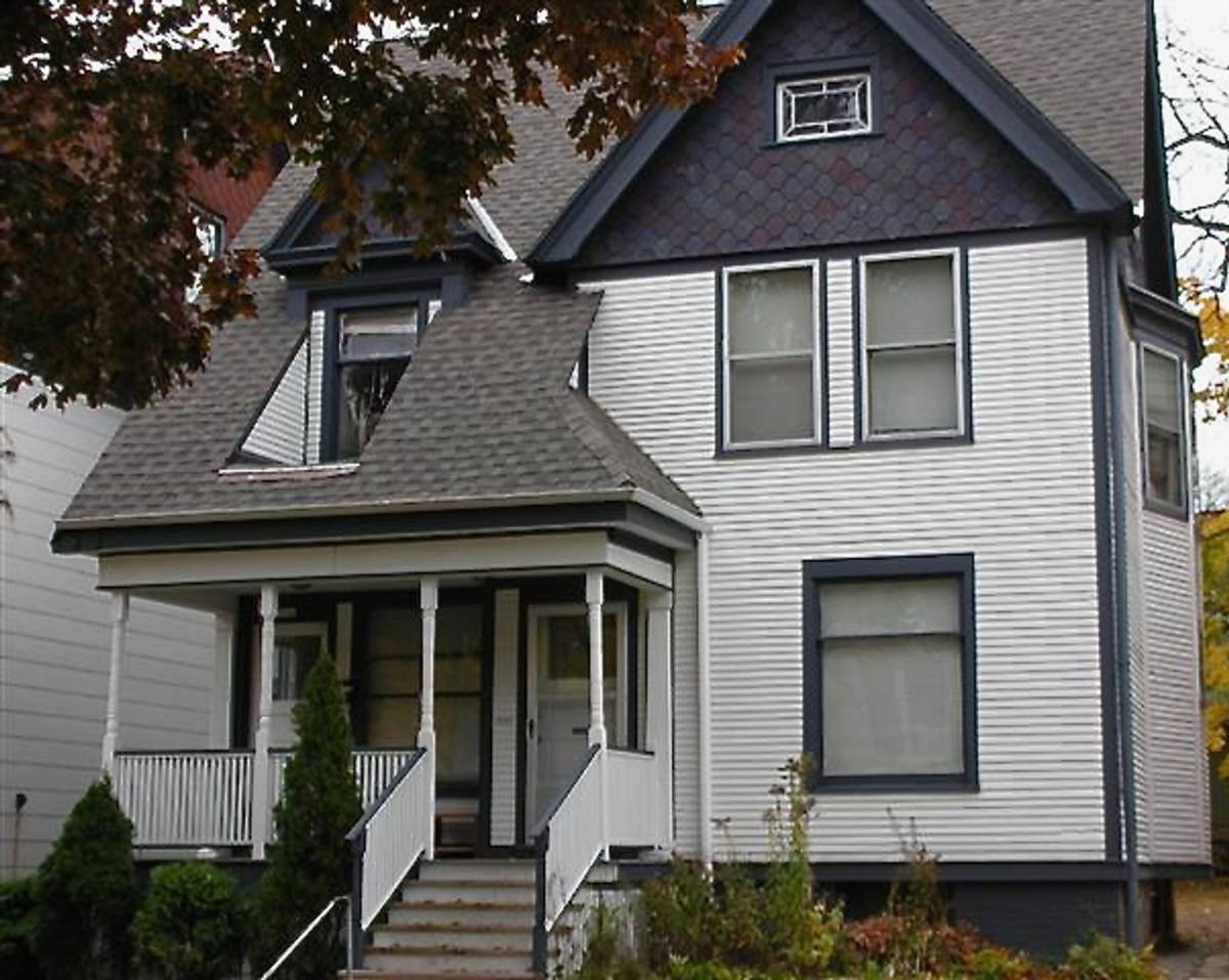 Apartment for rent at 2724 N Murray, Milwaukee, WI 53211