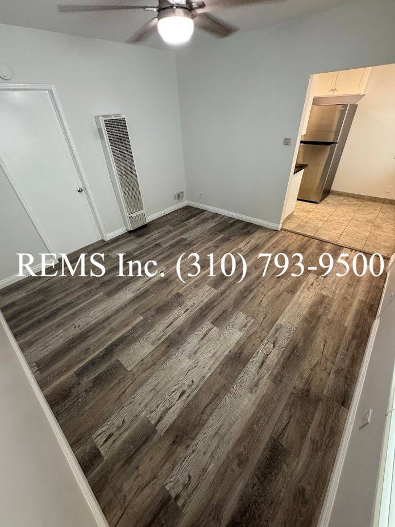 Apartment for rent at 907 Manhattan Ave, Hermosa Beach, CA 90254