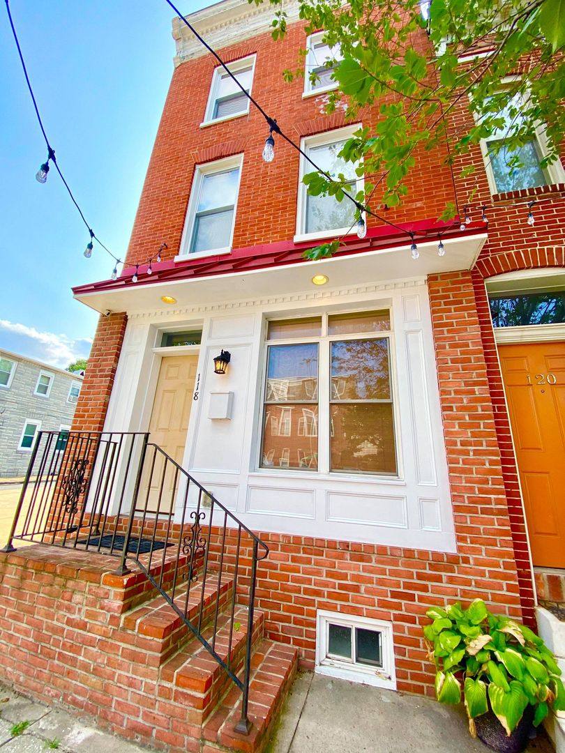 House for rent at 118 N Patterson Park Ave, Baltimore, MD 21231