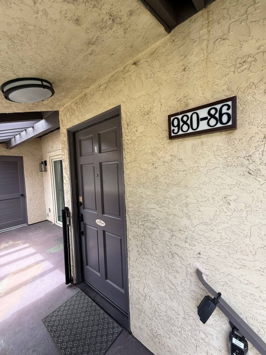 Condo for rent at 980 Lupine Hills Dr, Vista, CA 92081