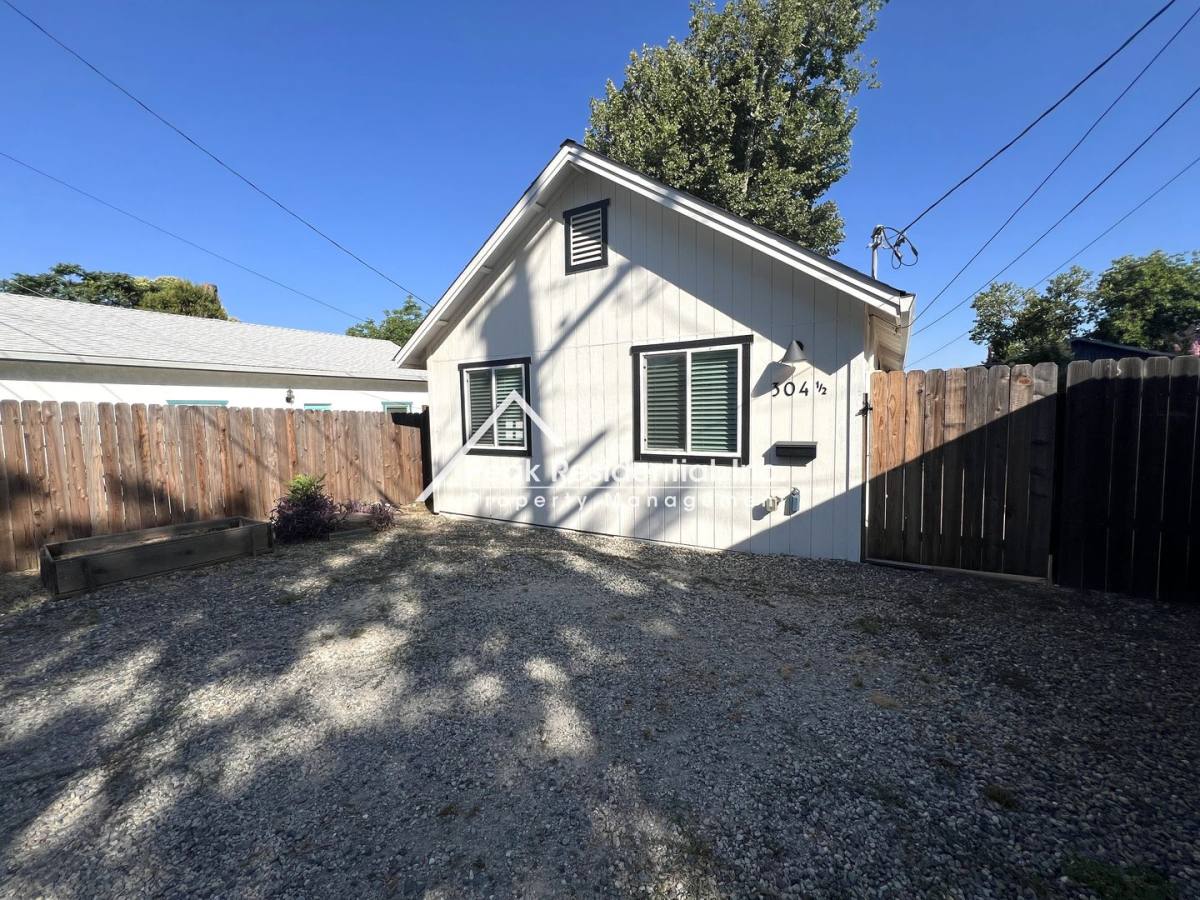 House for rent at 304-1 2 Coloma St, Folsom, CA 95630
