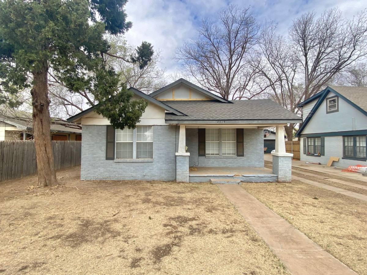 House for rent at 2114 27th St, Lubbock, TX 79411
