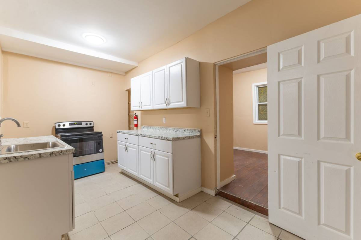Apartment for rent at 1523 Baltic Ave, Atlantic City, NJ 08401
