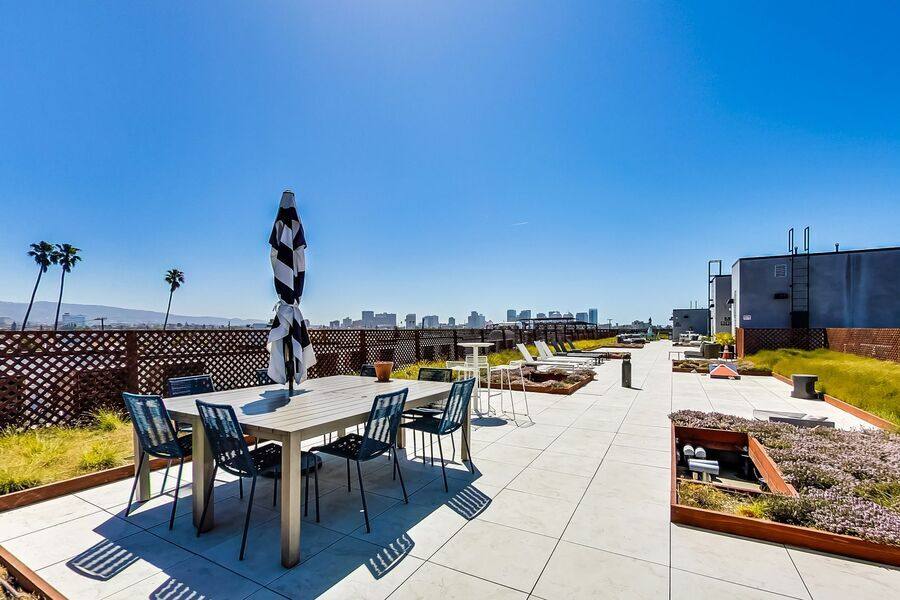 Apartment for rent at 2850 Hannah St #413, Emeryville, CA 94608