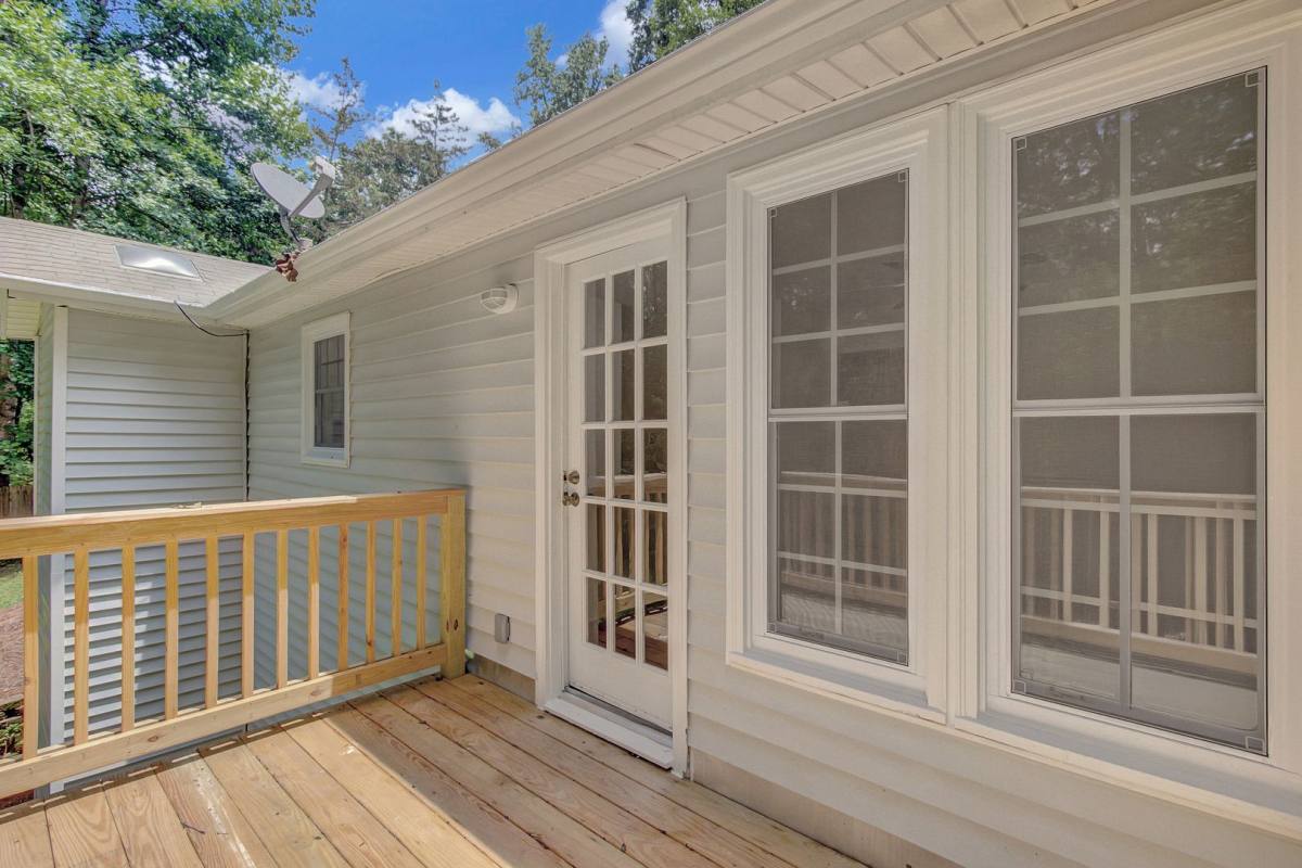 House for rent at 220 Fontaine Way, Fayetteville, GA 30215