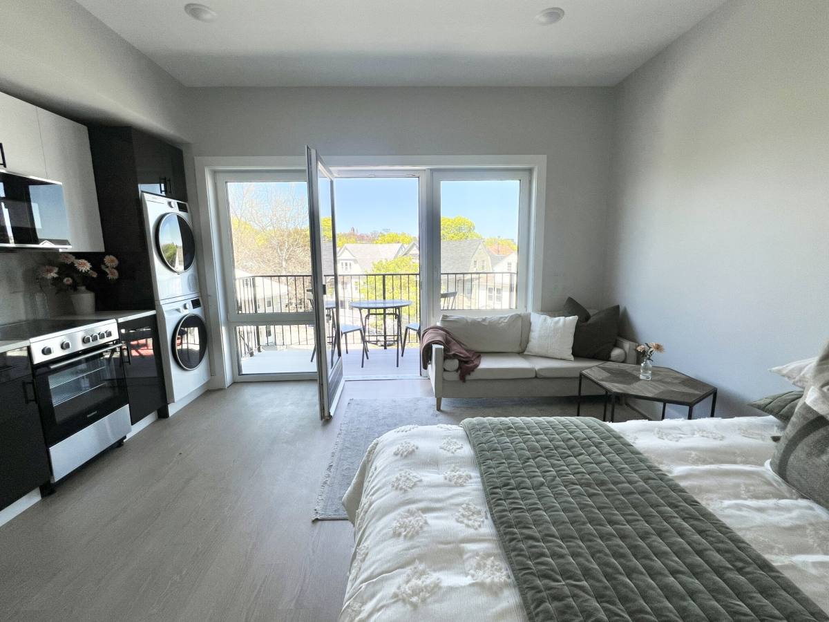Apartment for rent at 872 Broadway #302, Somerville, MA 02144