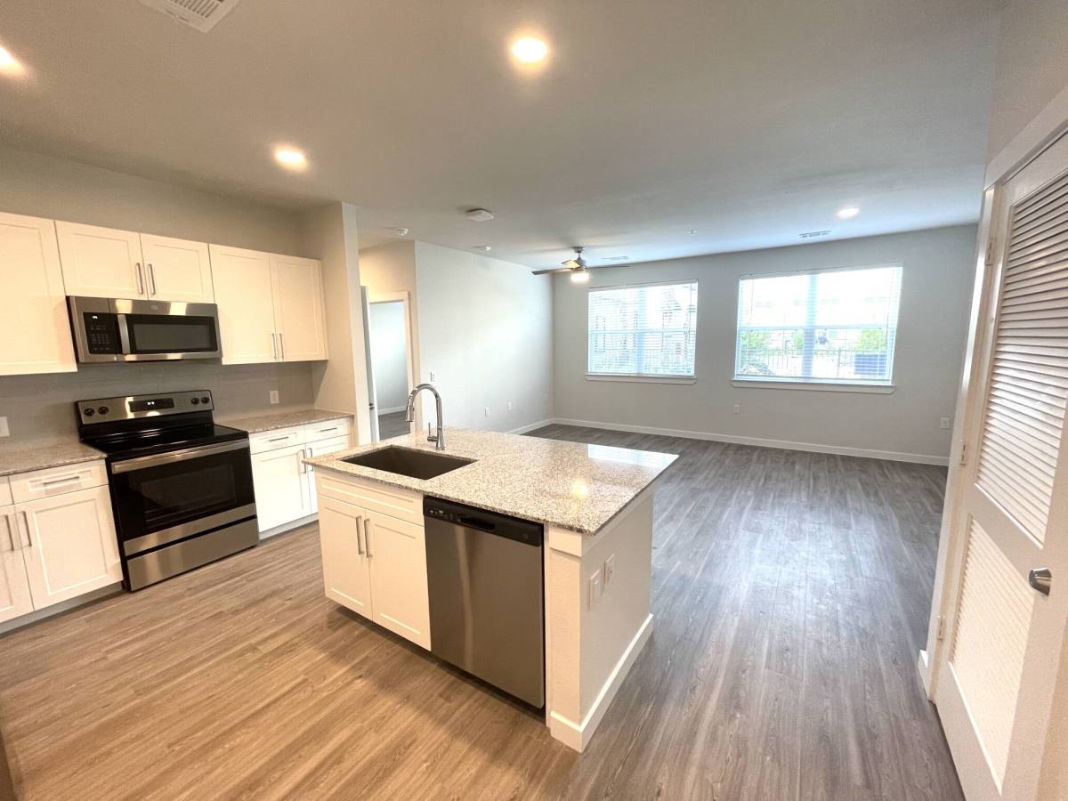 Apartment for rent at 295 E Wilco Highway, Hutto, TX 78634