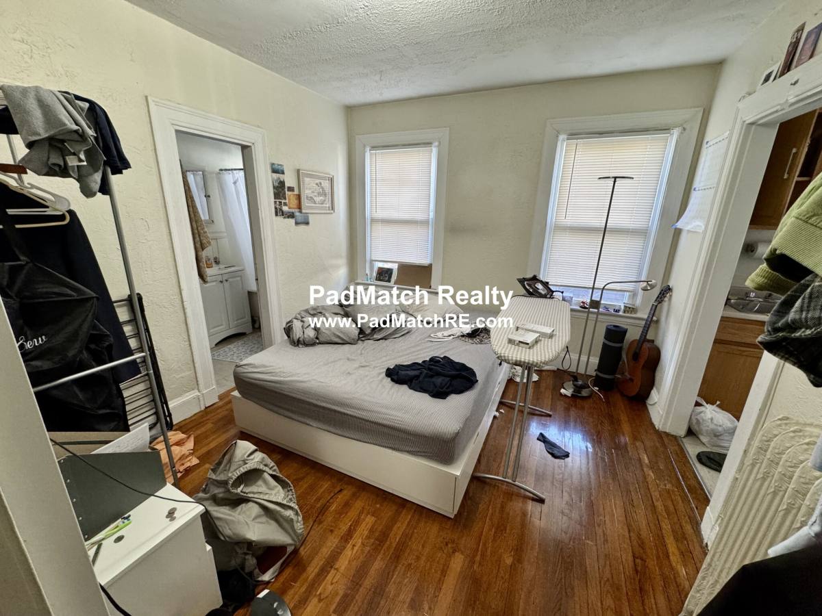 Apartment for rent at 44 Central St #5, Somerville, MA 02143