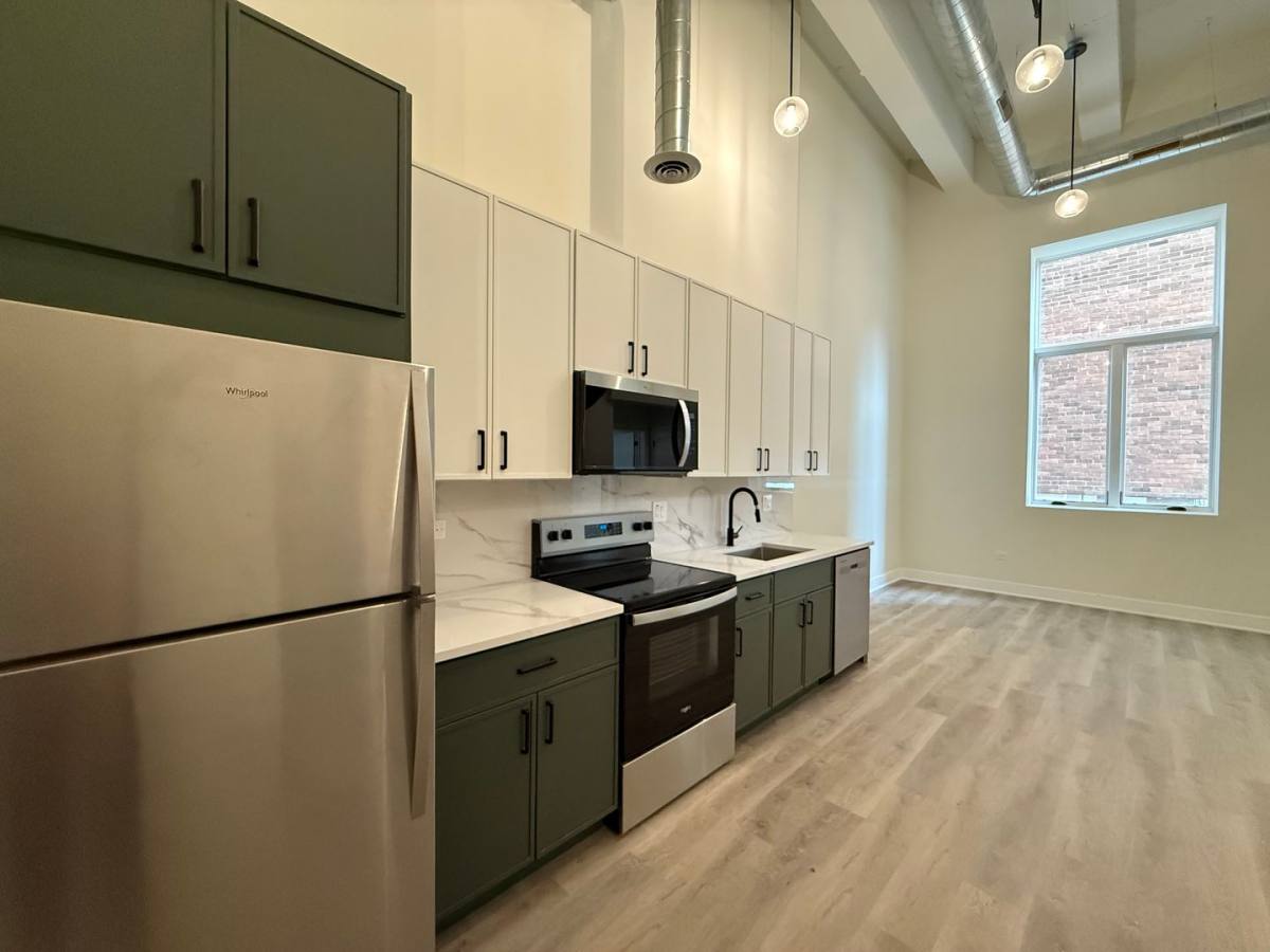Apartment for rent at 1435 Maple Ave #211, Evanston, IL 60201