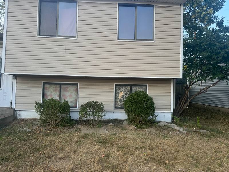 House for rent at 5415 Antle Dr, Louisville, KY 40229