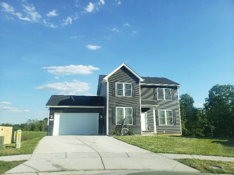 House for rent at 1208 Gemstone Pointe Dr, Walton, KY 41094