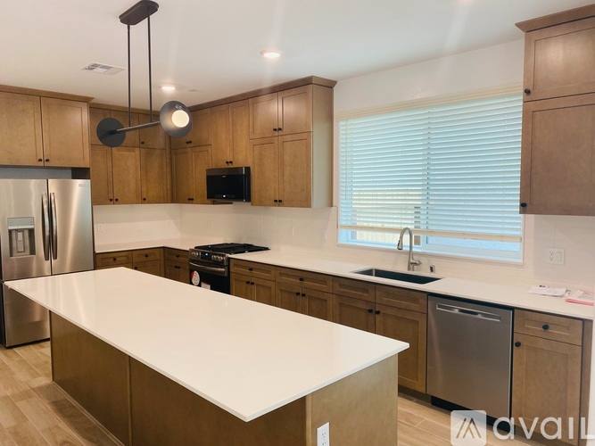 House for rent at 2846 E Tamarind Dr, Clovis, CA 93619
