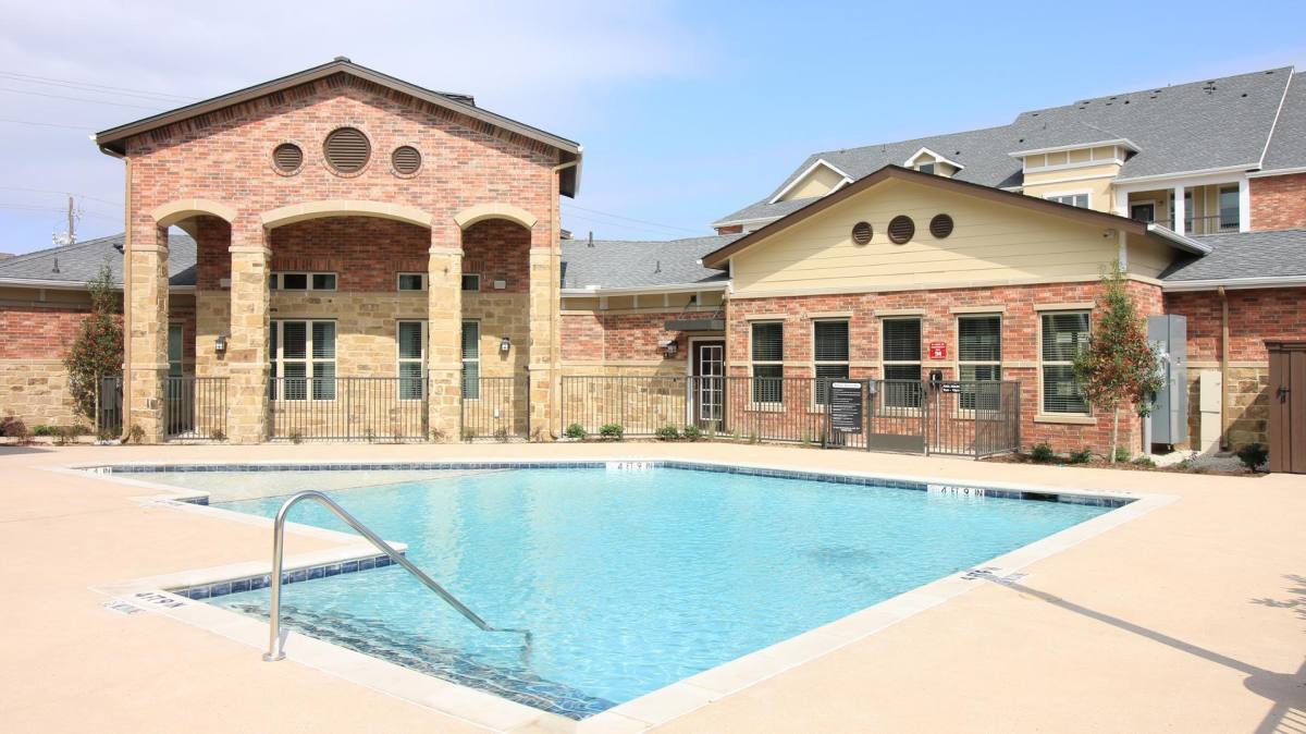 Apartment for rent at 2401 McKinney Ranch Parkway, McKinney, TX 75070