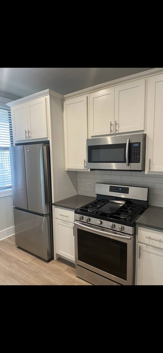 Apartment for rent at 5122 S University Ave #2S, Chicago, IL 60615