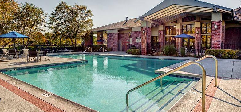 Apartment for rent at Butterfield Oaks, 2288 Oakmeadow Dr, Aurora, IL 60502