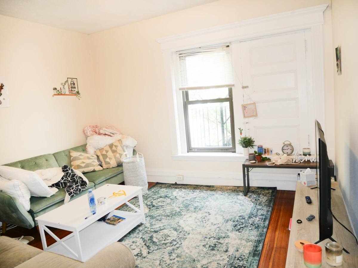 Apartment for rent at 1382 Beacon St, Brookline, MA 02446