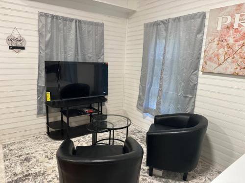 Apartment for rent at 121A E Union St, Ashland, MA 01721
