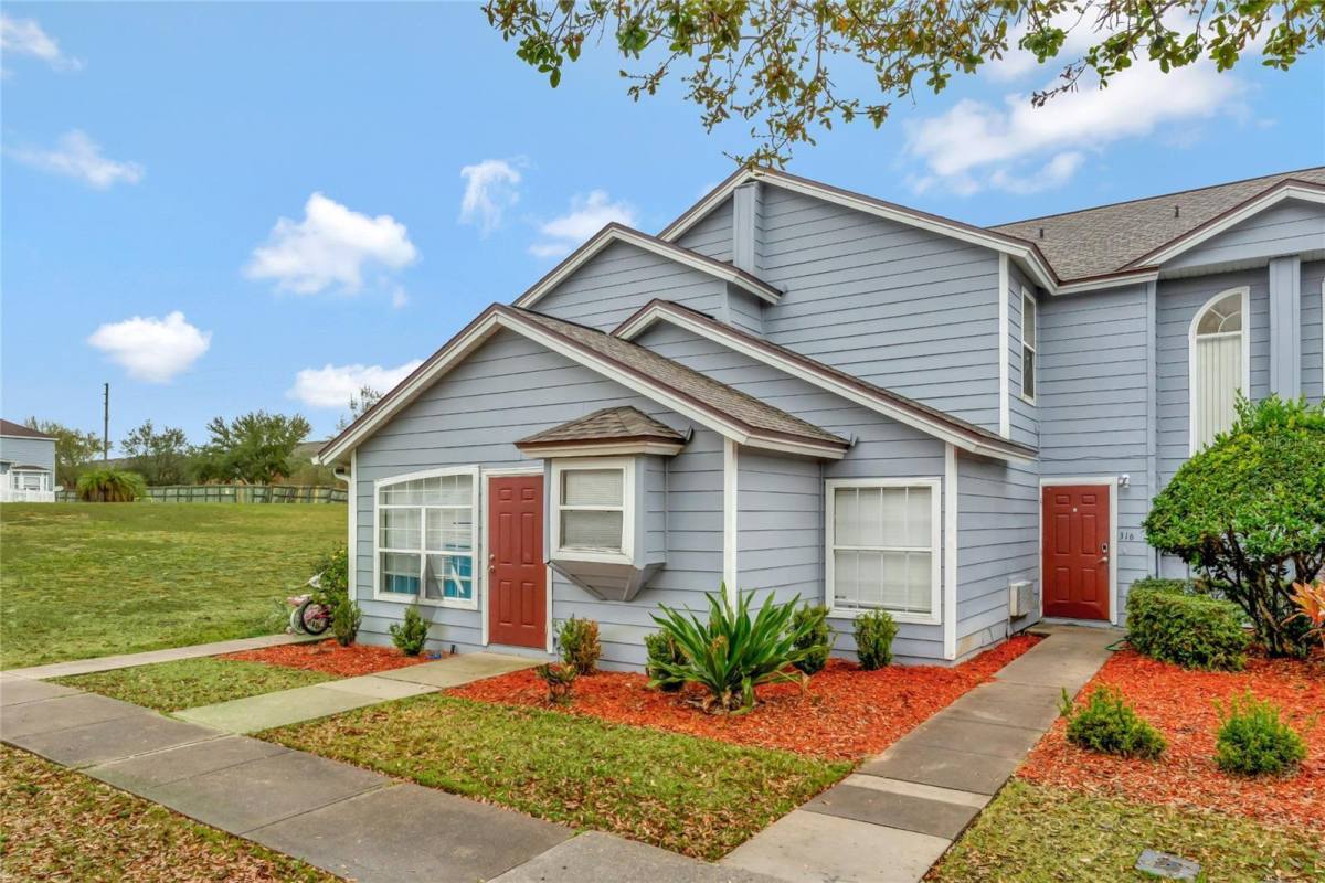 House for rent at Island Club West, 316 Mango Dr, Davenport, FL 33897
