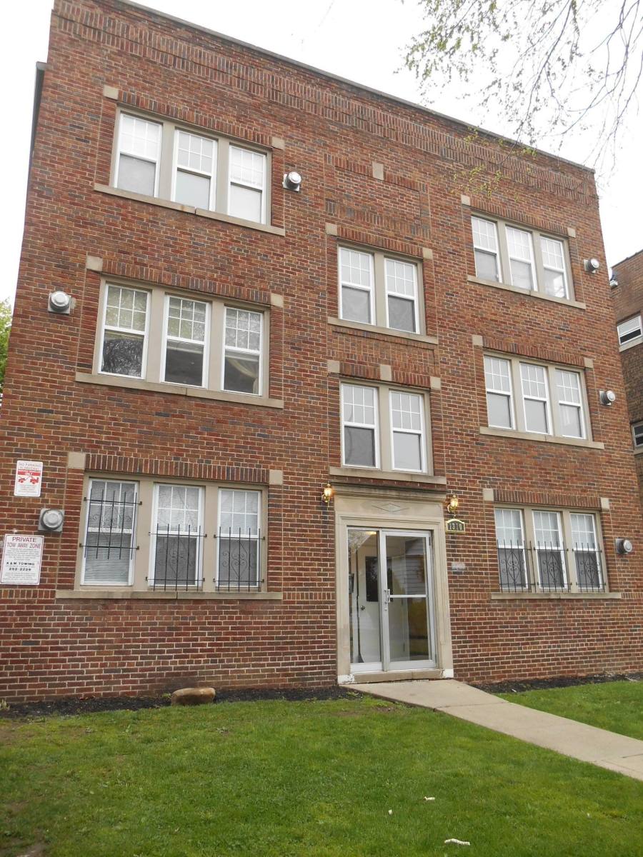 Apartment for rent at 1310 W 116 #4, Cleveland, OH 44102