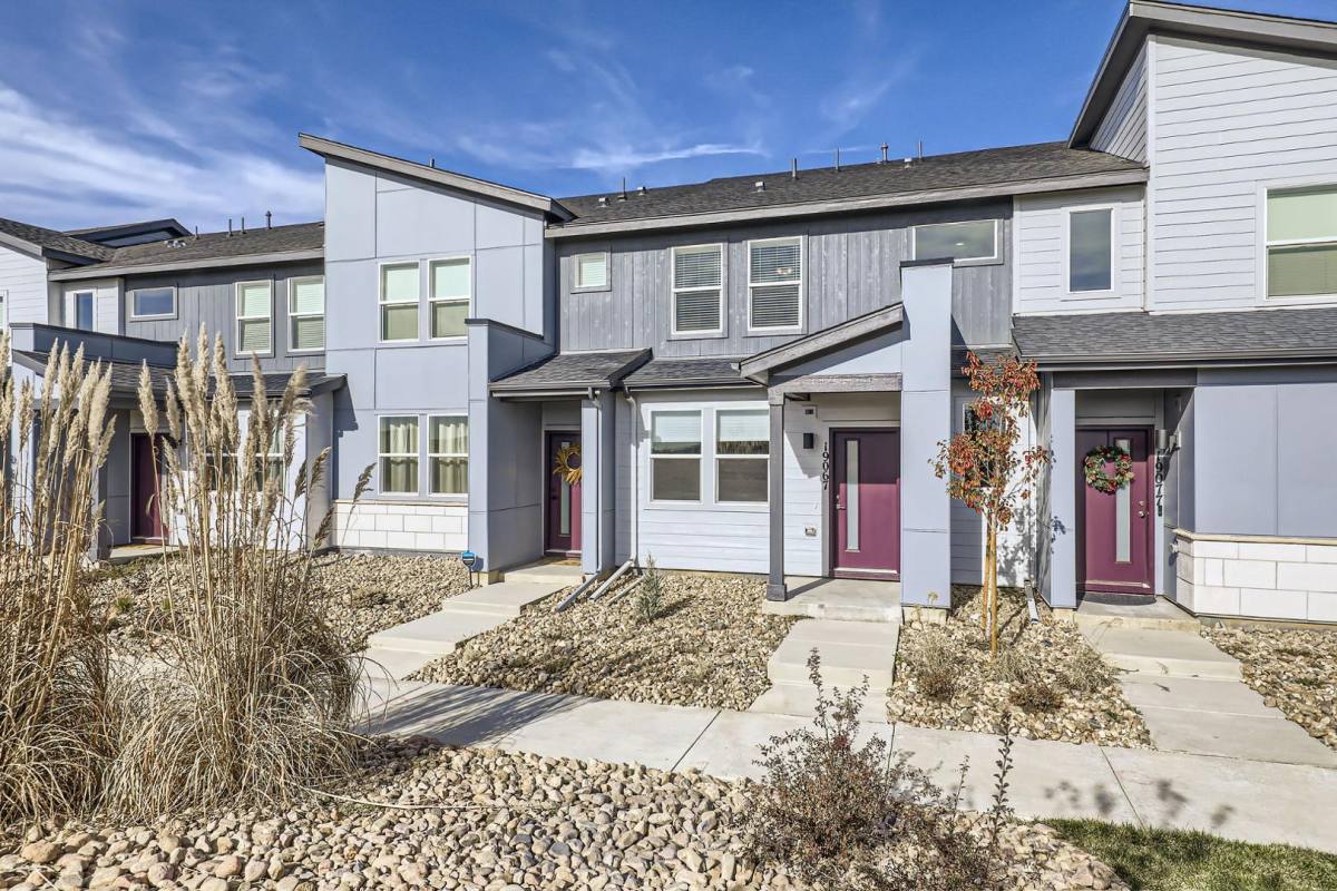 Townhouse for rent at 19067 E 64th Ave, Denver, CO 80249