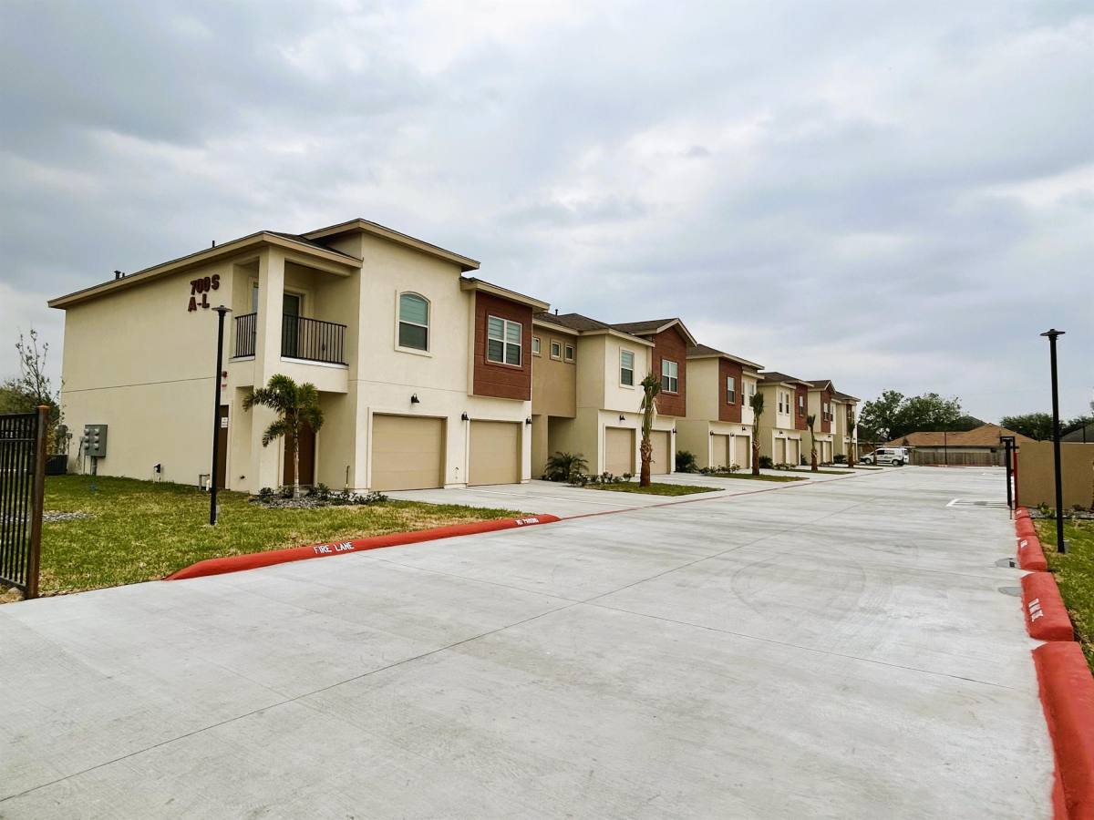 Townhouse for rent at 700 S Mon #M, Edinburg, TX 78539