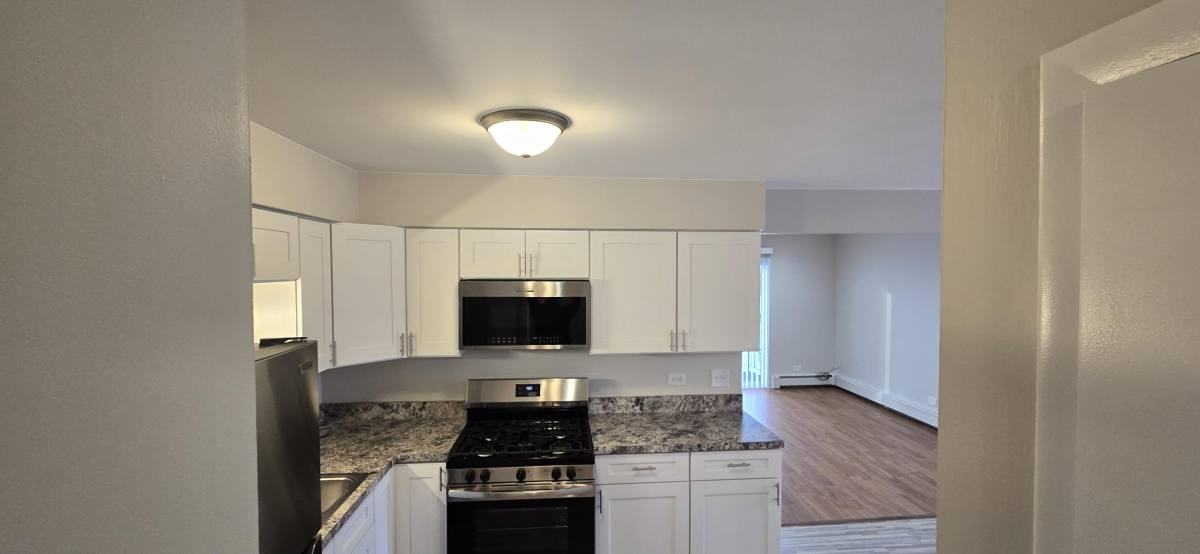 House for rent at 7801 Oak Park Ave #3S, Burbank, IL 60459