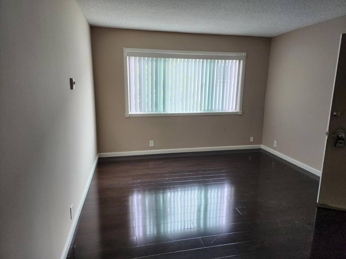 Apartment for rent at 710 E 6th St #6, Long Beach, CA 90802