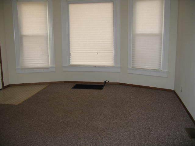 Apartment for rent at 220 W Union St #1, Earlville, IL 60518