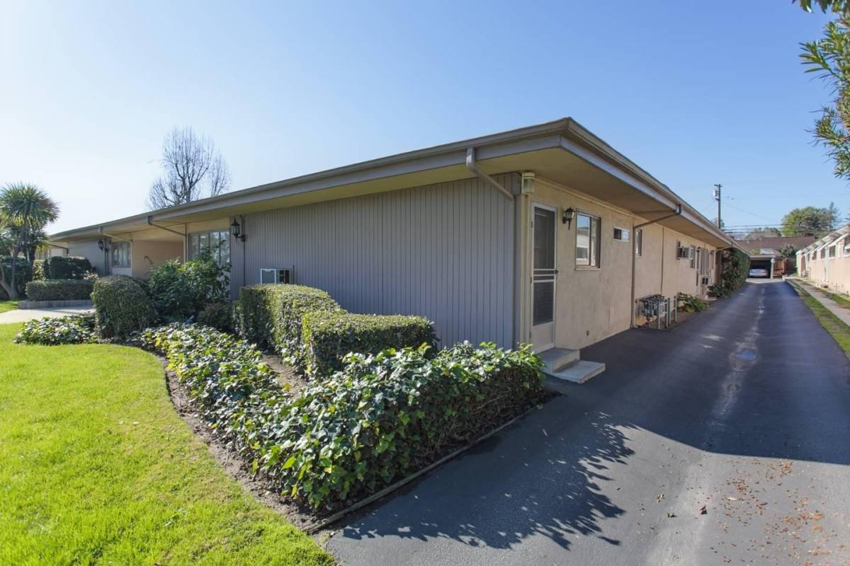 Apartment for rent at 417 S Baldwin Ave #C, Arcadia, CA 91006