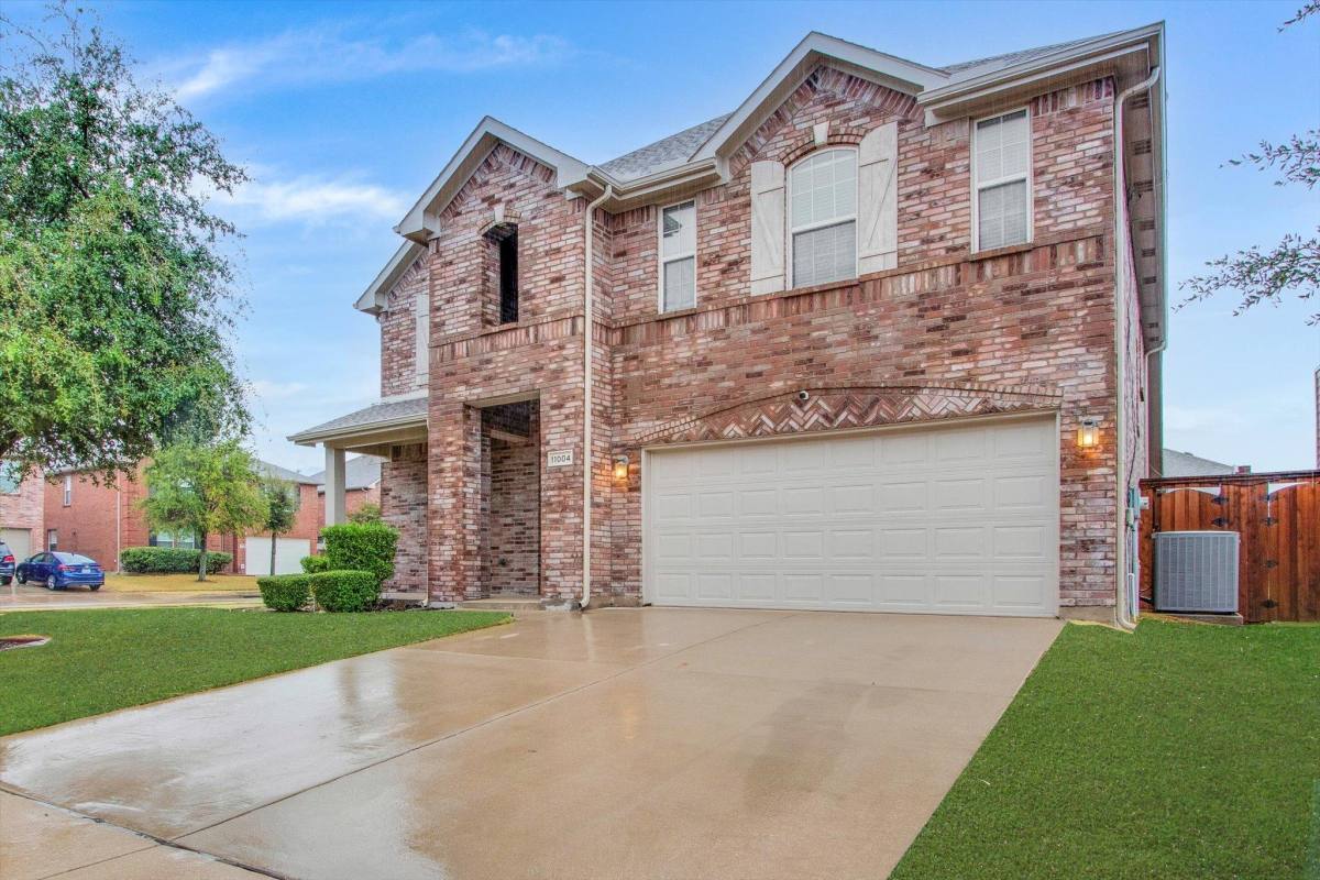 House for rent at 11004 Larkin Dr, Frisco, TX 75035