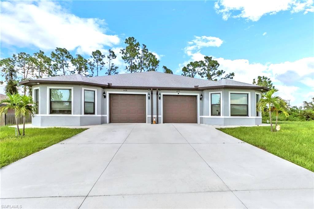 Townhouse for rent at 4428 15th St SW, Lehigh Acres, FL 33973