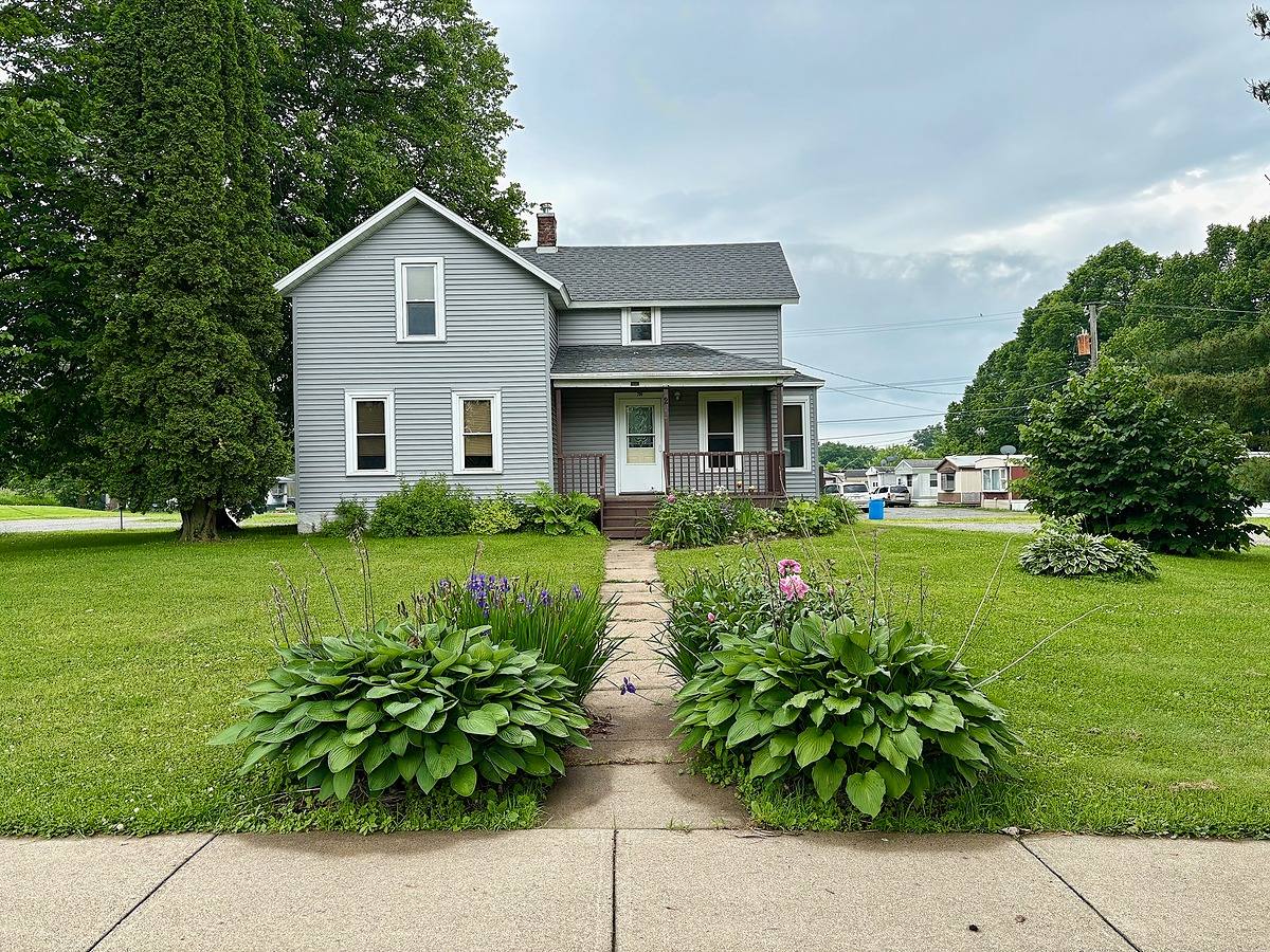 House for rent at 200 Division St, Neillsville, WI 54456