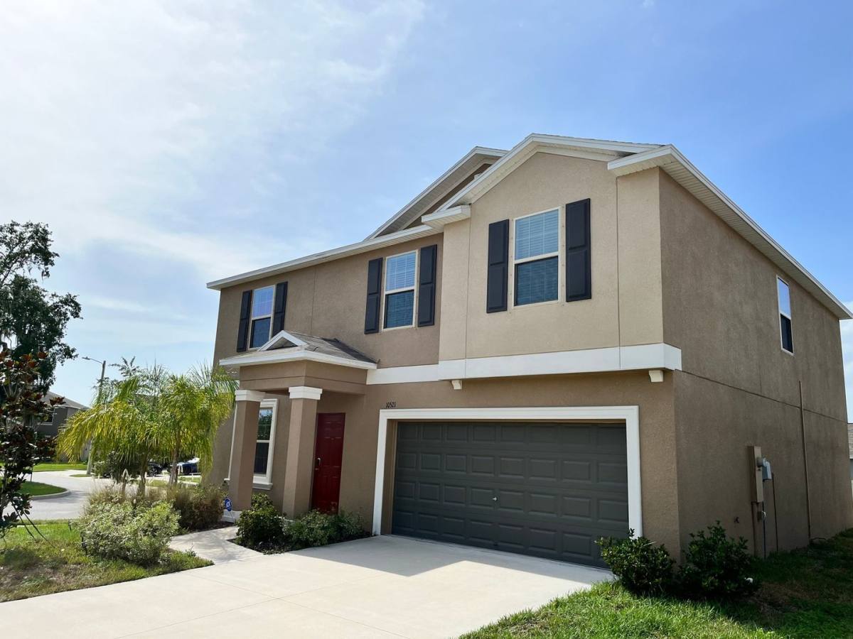 House for rent at 10521 Strawberry Tetra Dr, Riverview, FL 33578