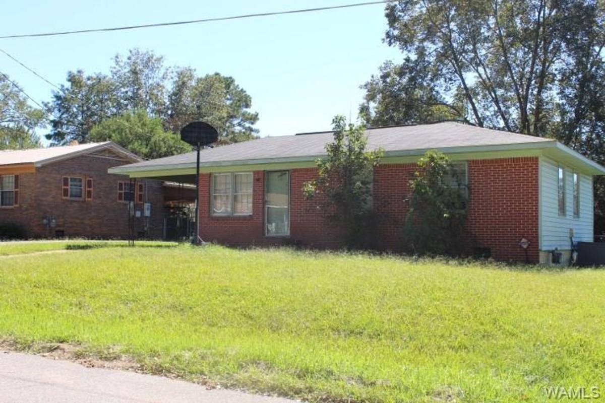House for rent at 4235 26th St, Tuscaloosa, AL 35401