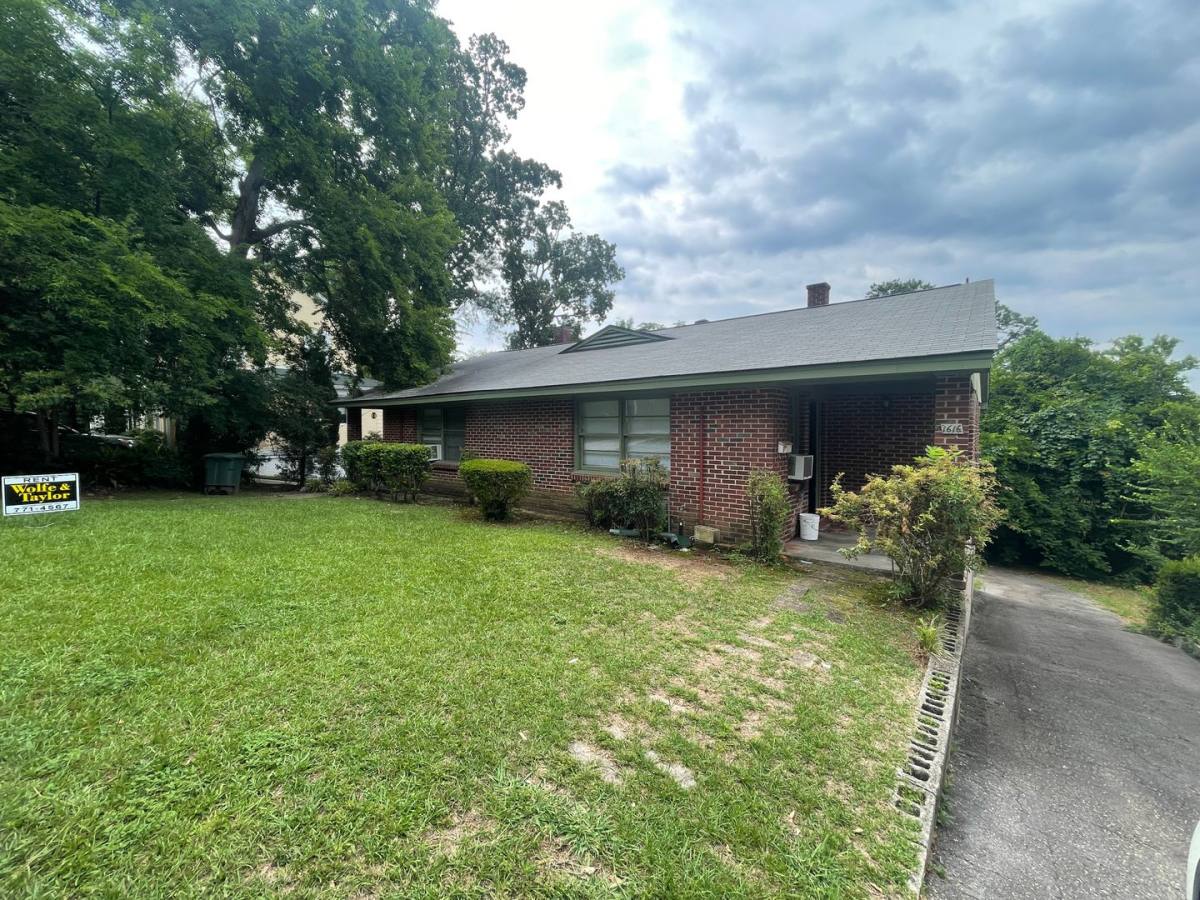 Apartment for rent at 1616 - 1618 Heyward St, Columbia, SC 29205