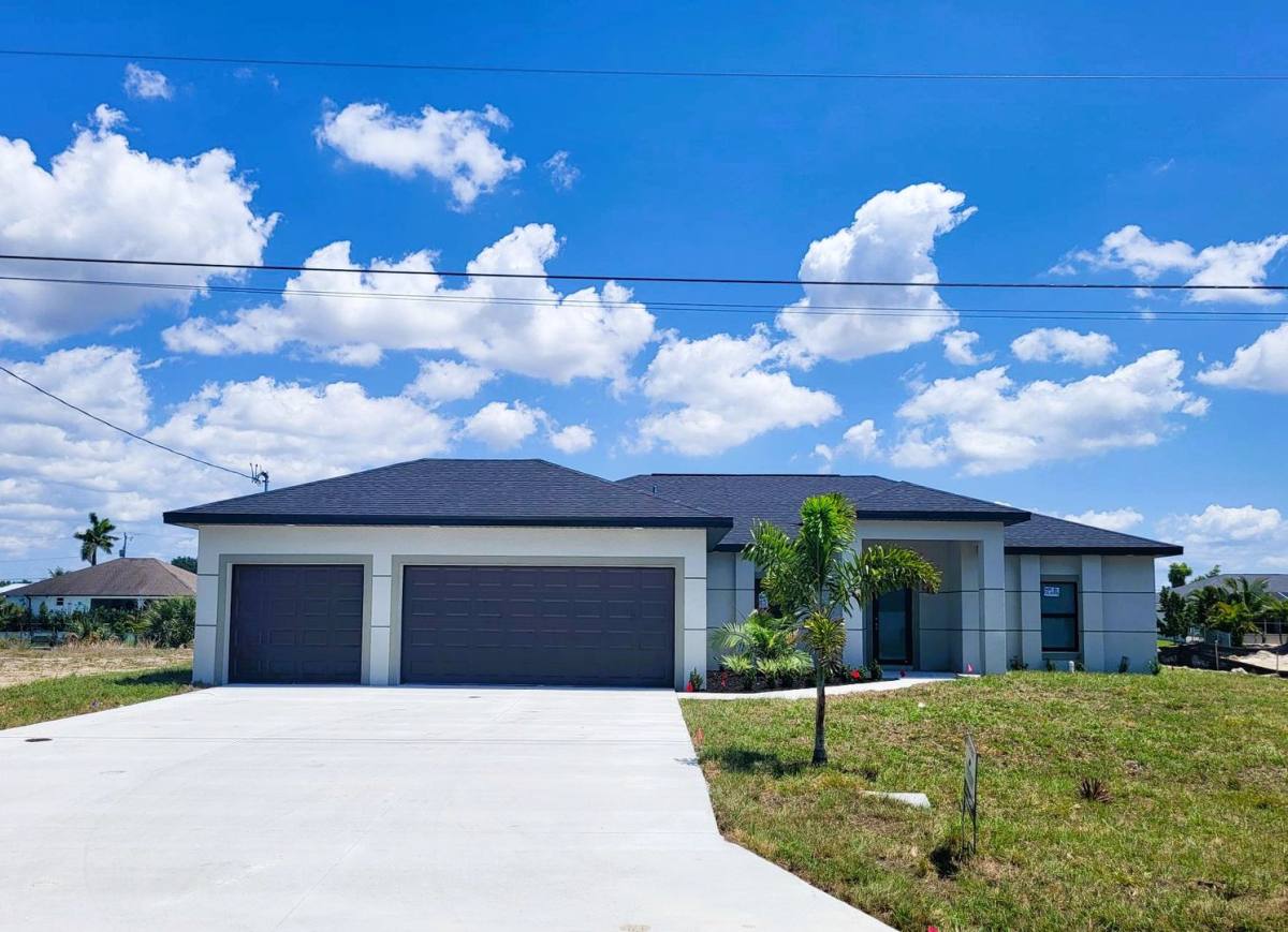 House for rent at 231 NW 8th Terrace, Cape Coral, FL 33993