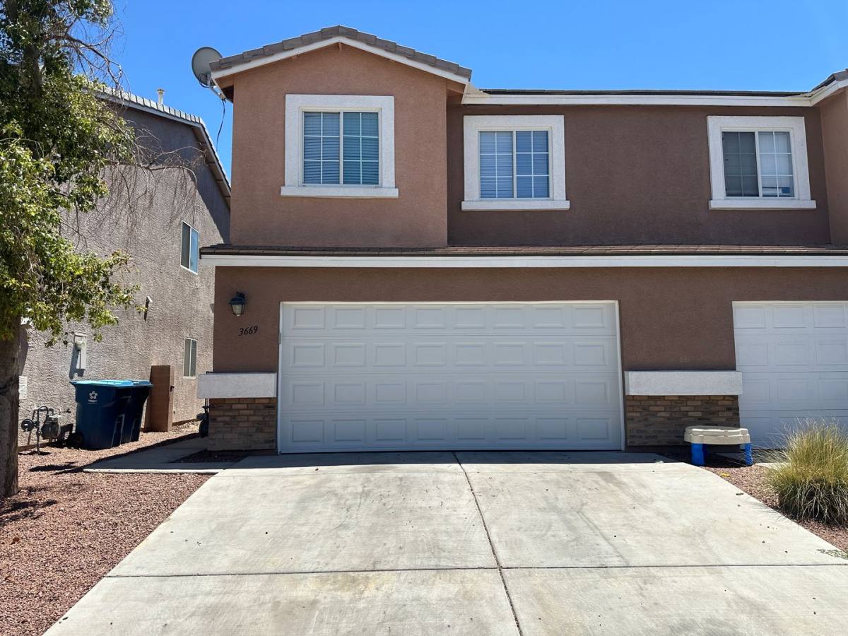 Townhouse for rent at 3669 Moonlit Beach Ave, Las Vegas, NV 89115