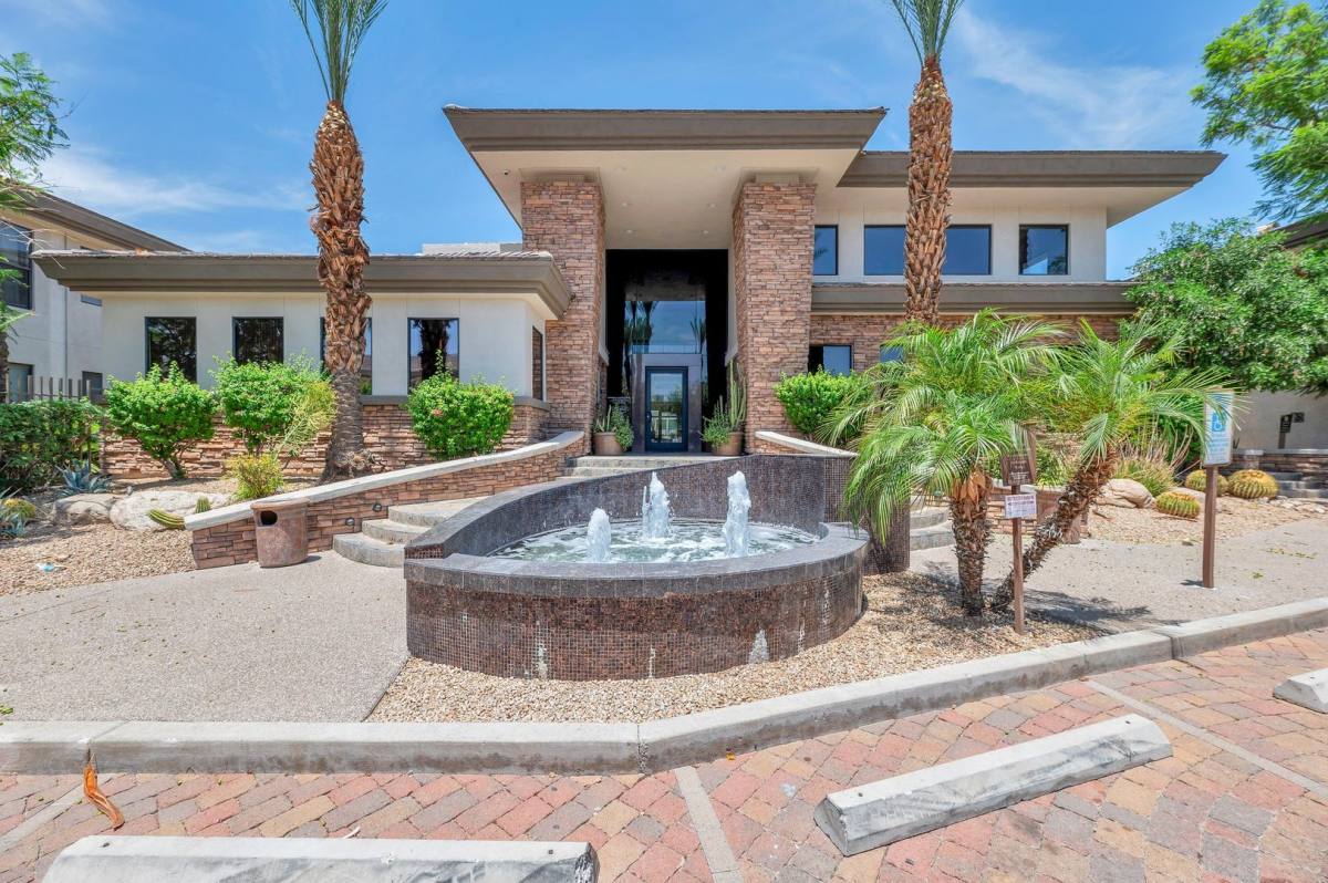 Condo for rent at 6900 E Princess Dr, Phoenix, AZ 85054