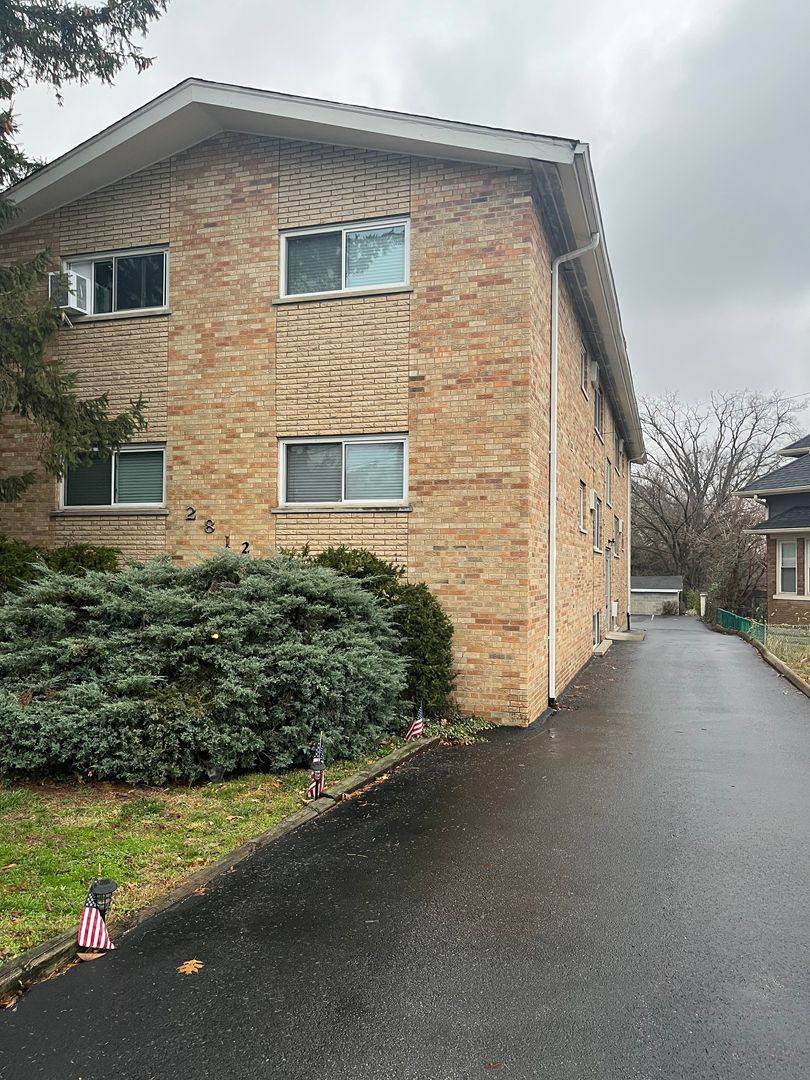 Apartment for rent at 2812 Madison Rd, Cincinnati, OH 45209