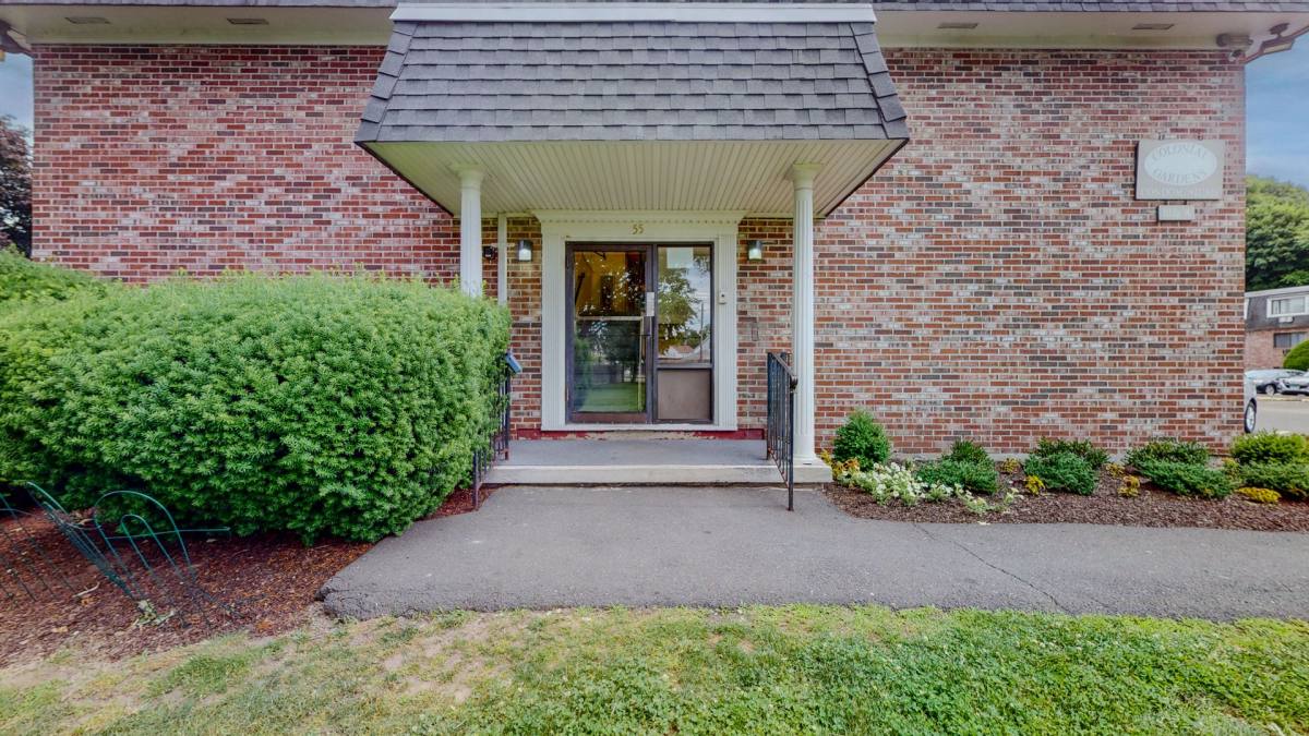 House for rent at 55 Wildman St, Danbury, CT 06810