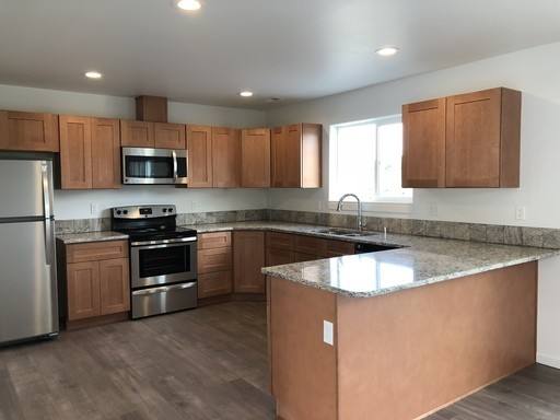 Apartment for rent at 613 NE 3rd Ave, Ephrata, WA 98823