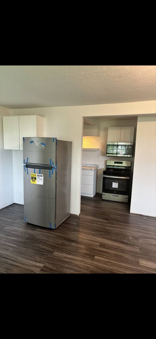 Apartment for rent at 1416 Gilbert St, Charles City, IA 50616