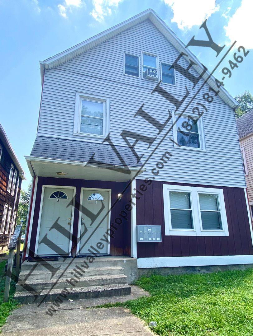 Apartment for rent at 926 S Center St, Terre Haute, IN 47807