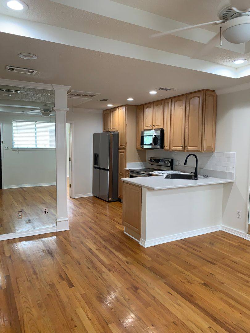 Apartment for rent at 2855 St Charles Ave #309, New Orleans, LA 70115