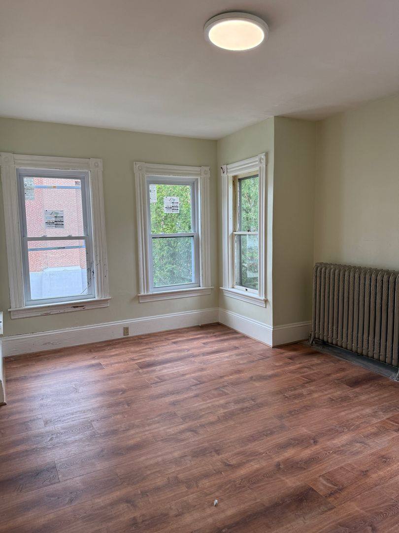 Apartment for rent at 50 School St, Claremont, NH 03743
