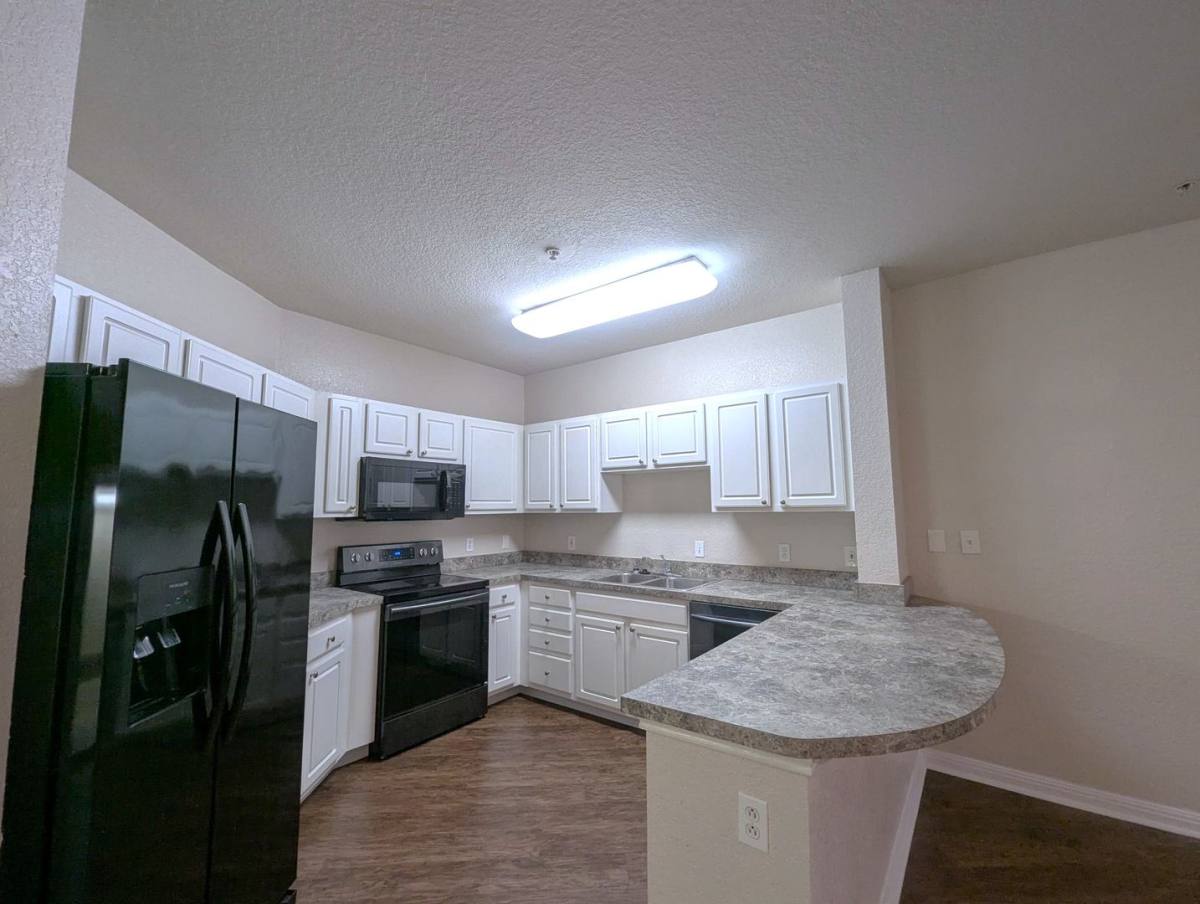 Apartment for rent at 911 N Orange Ave #148, Orlando, FL 32801