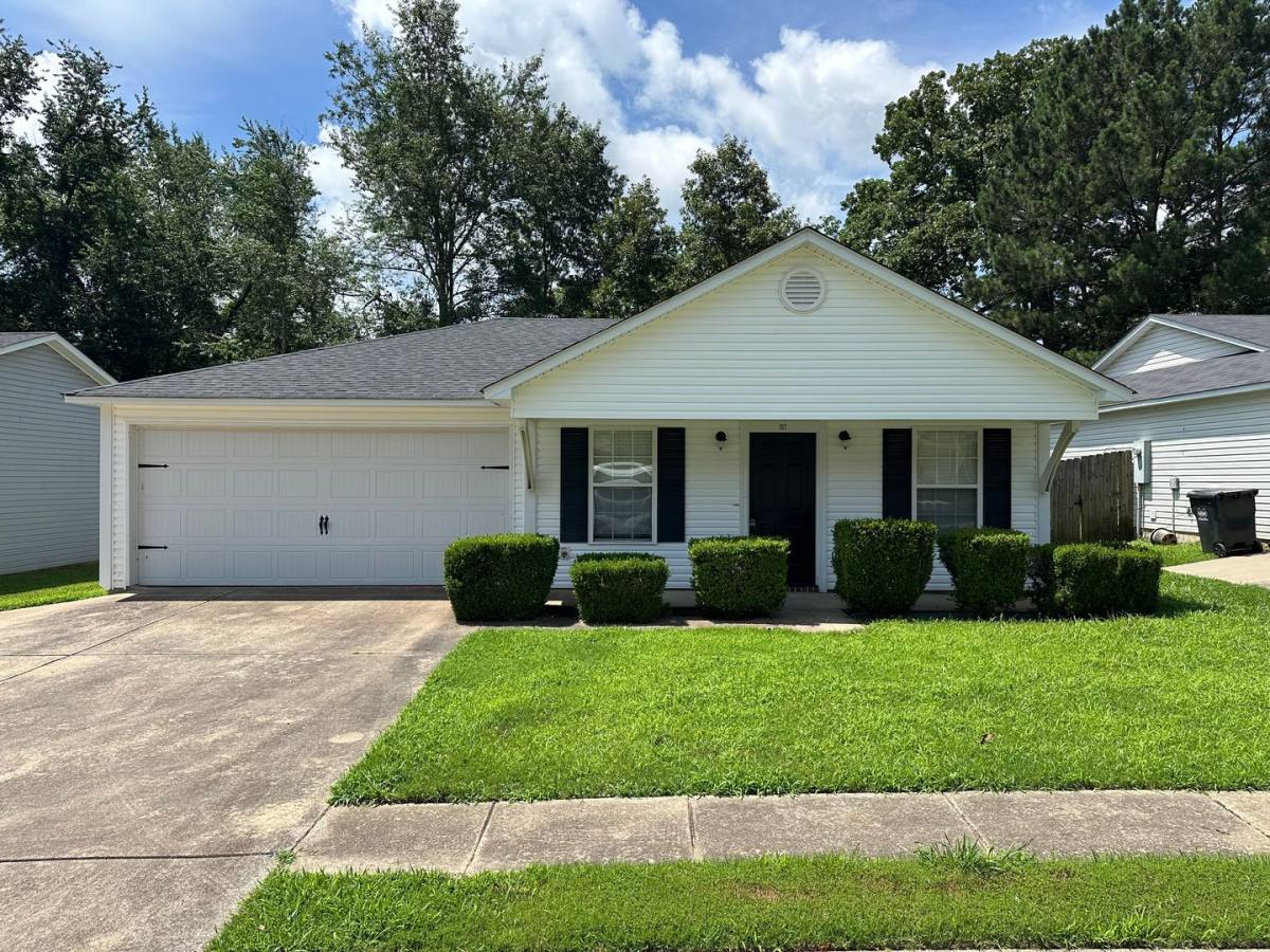 House for rent at 107 Butterfield Crossing, Benton, AR 72015
