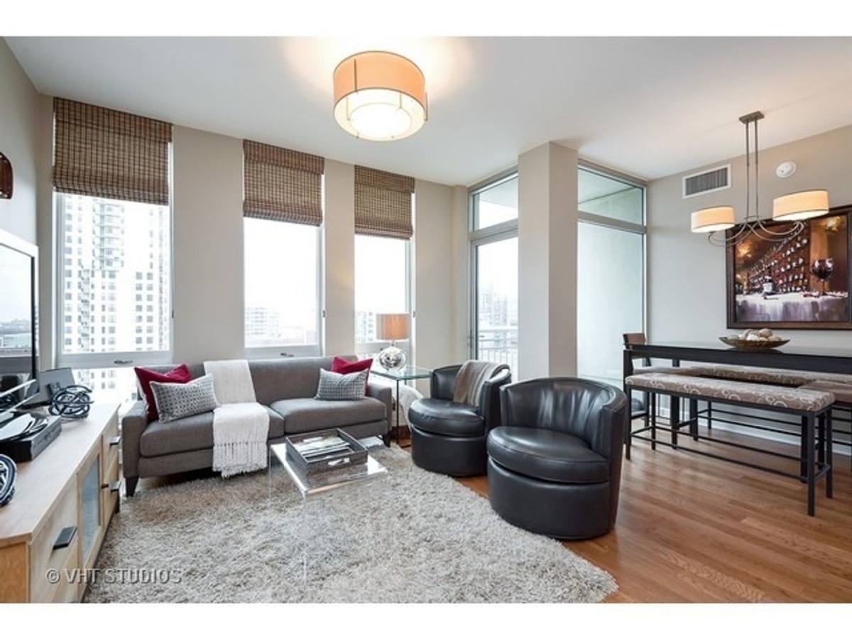 Apartment for rent at 1400 S Michigan Ave, Chicago, IL 60605